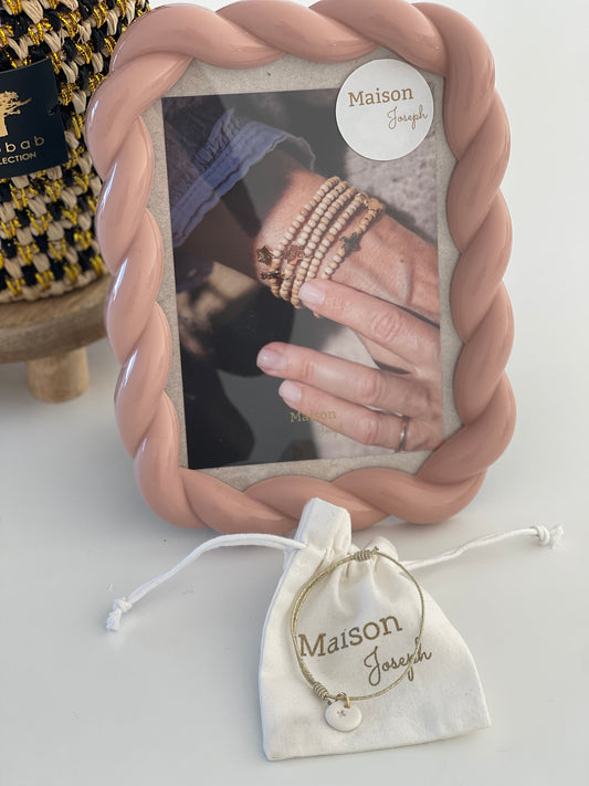 BRACELET PAMPILLE CERAMIQUE BLANCHE CROIX NOTRE DAME ROND & LIEN ÉLASTIQUE RÉGLABLE