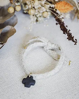 Bracelet céramique noire Notre Dame et lien recyclé beige