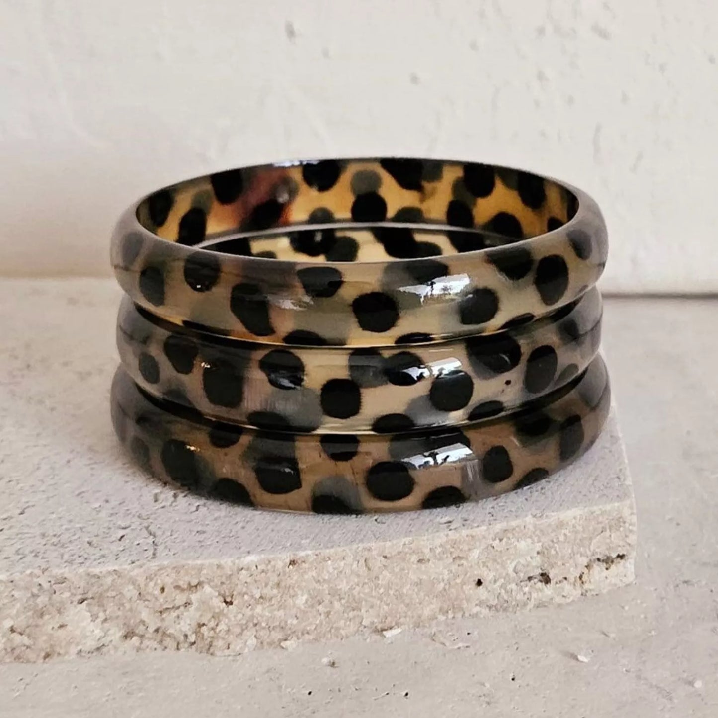 Bracelet Jonc Corne - Léopard - 1 cm