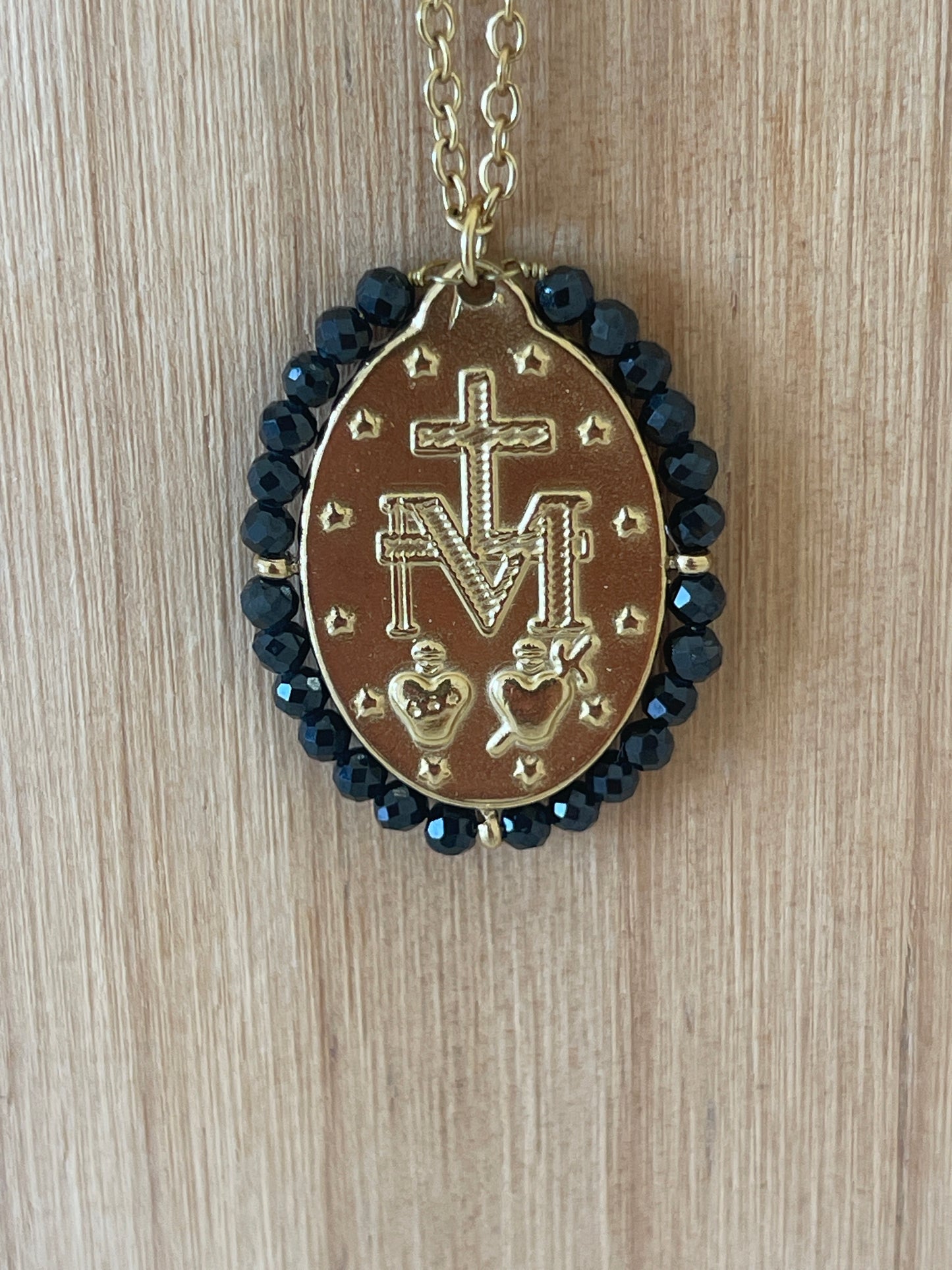 Collier sainte Marie doré