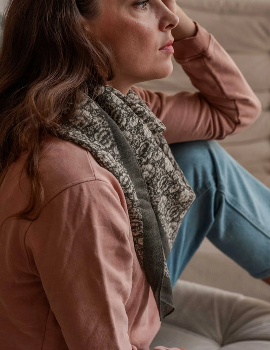 Foulard en laine - Frieda Khaki Atelier Bindi