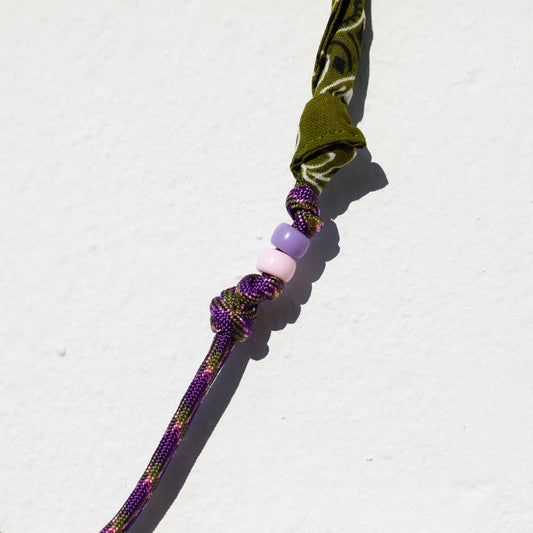 Porte téléphone vert olive Maison Saussure