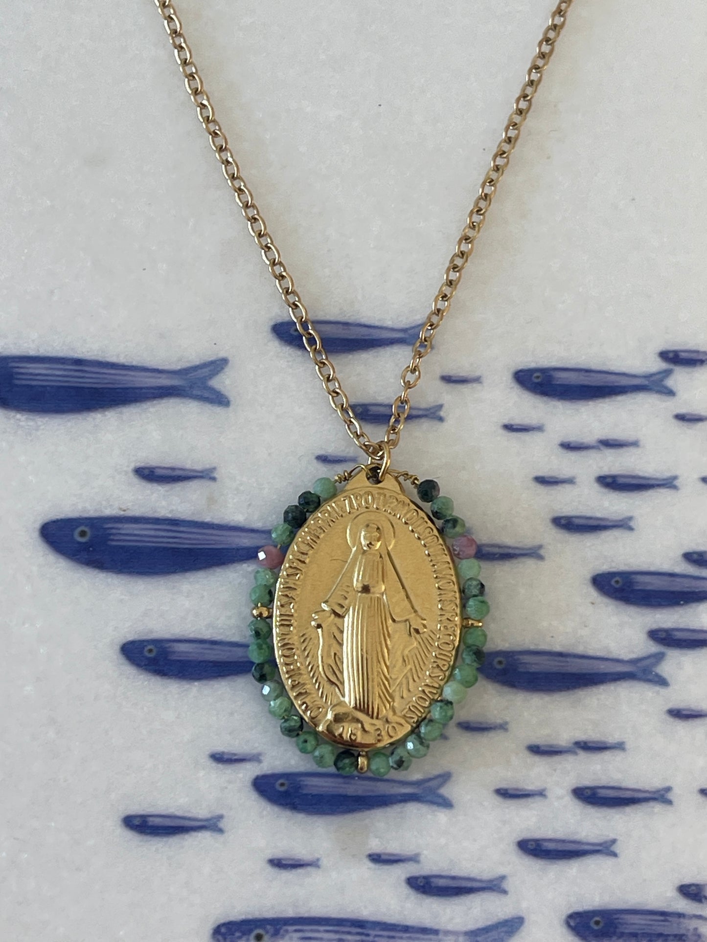 Collier sainte Marie doré