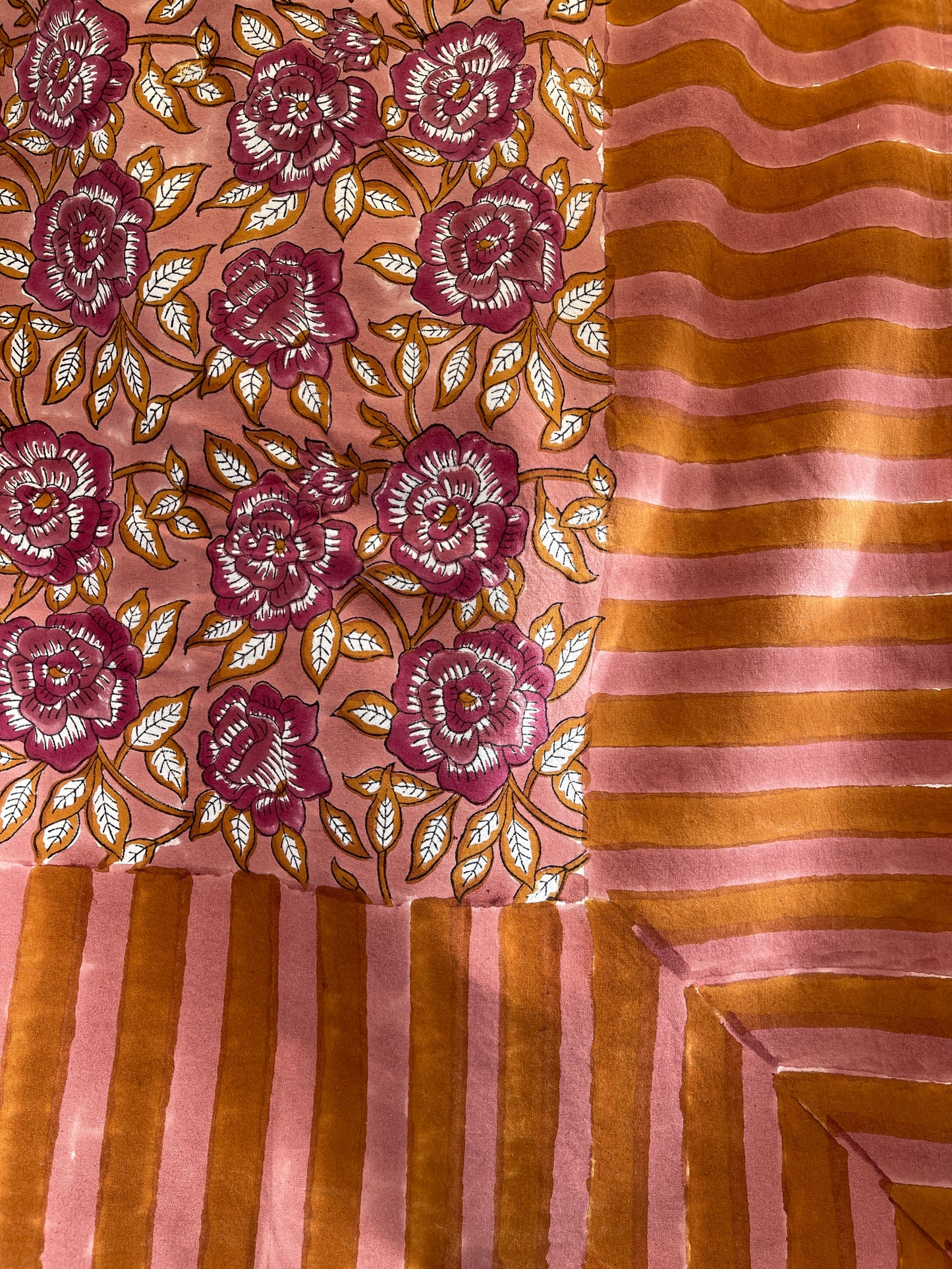 Nappe fleurie Vieux rose