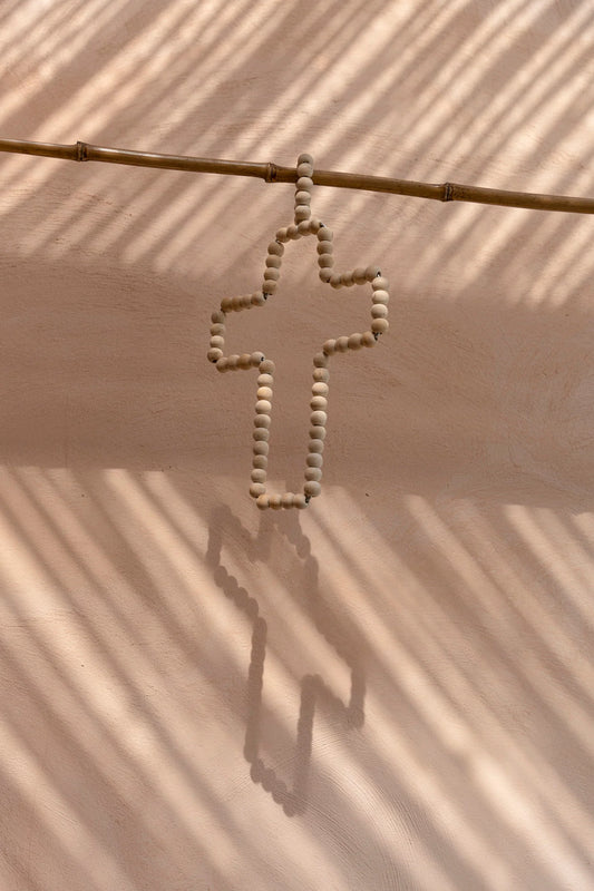 Croix en bois naturel décorative crème