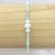 Bracelet perles de verre vert et blanche