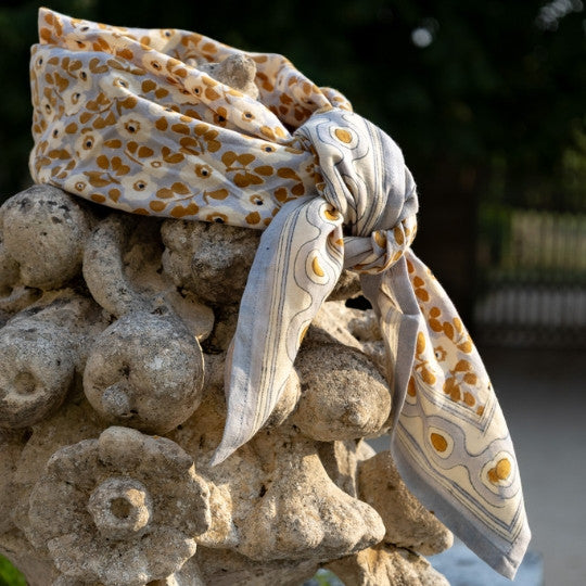 Foulard mon grand indispensable flower seventies - light blue Love Explorers