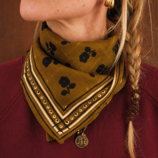 Petit foulard – sister matcha Love Explorers