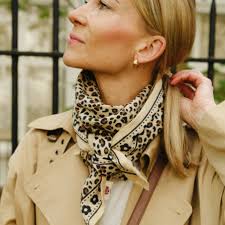 Grand foulard léopard – Léo beige Love explorers